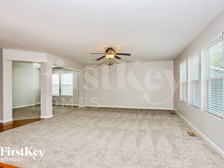 188 Fox Creek Dr — Photo 4