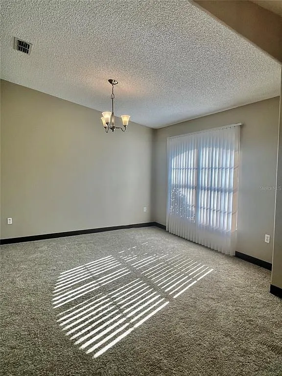 3 bed, 2.0 bath, 1789 sqft, $1,925 — Photo 4