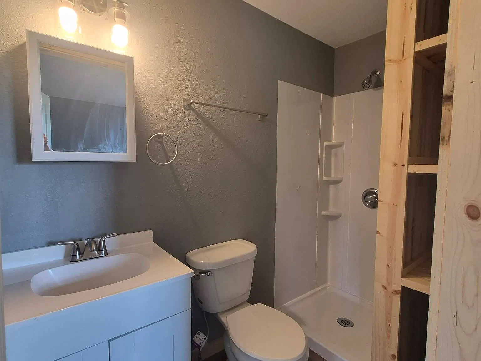 2 bed, 785 sqft, $1,200 — Photo 3