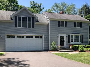 213 1/2 W Rocks Rd, Norwalk, CT 06851