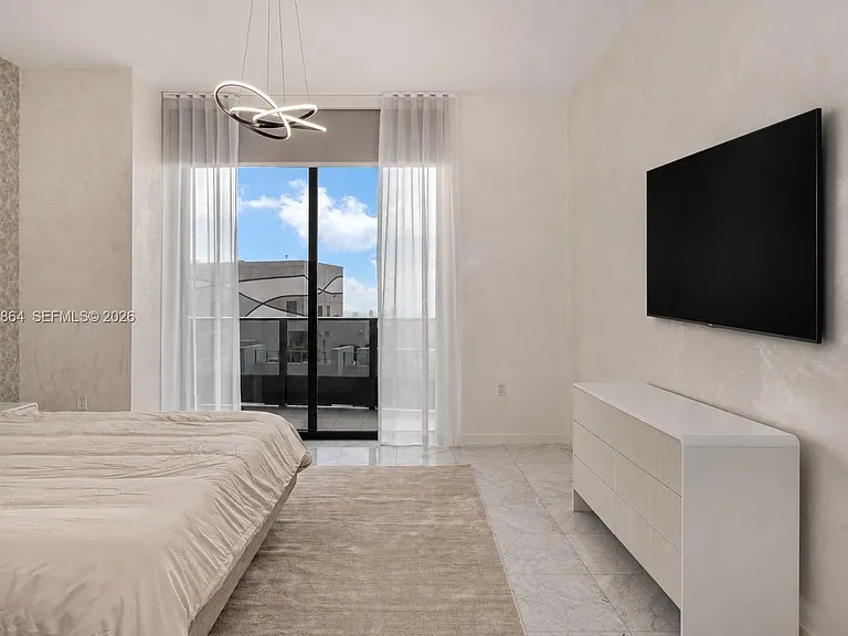 1000 Brickell Plz #Penthouse 5203 — Photo 11