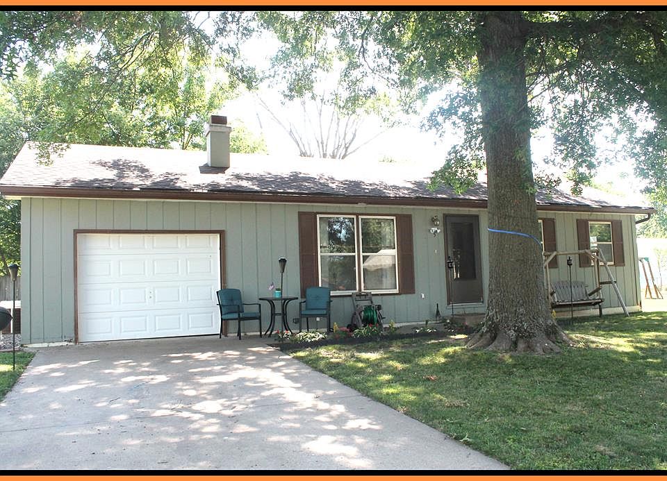 1st image of 5 Drake Dr