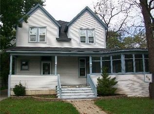 310 E North Ave, Lake Bluff, IL