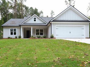 235 Grandma Branch Rd, Grantville, GA 30220