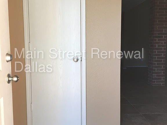 4th image of 709 Ponselle Dr