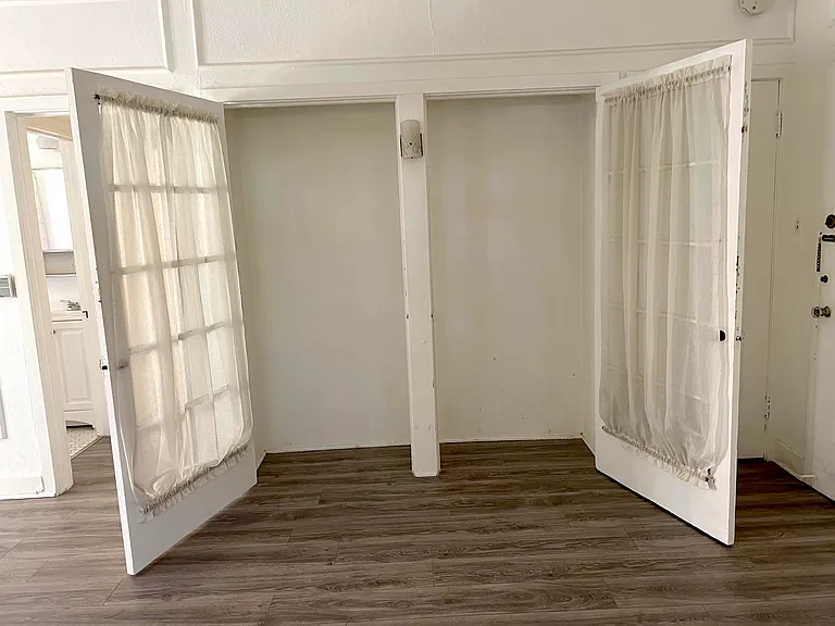4604 Los Feliz Blvd #101 — Photo 7
