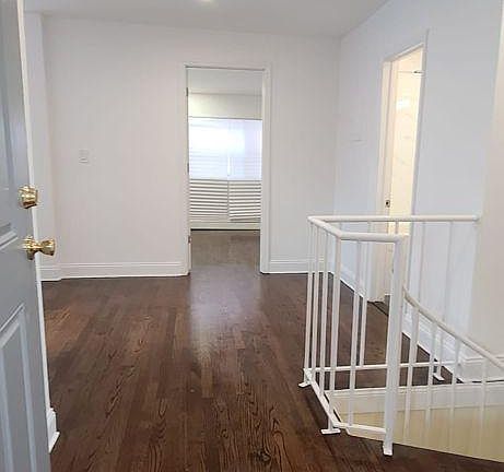 3rd image of 131 Beach 121st St APT 1B