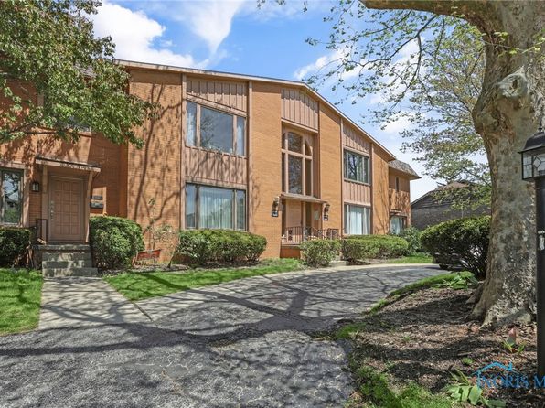 6626 Kingsbridge Dr, Sylvania, OH 43560