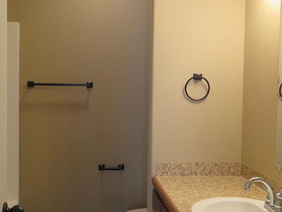 5th image of 810 1/2 Falls St