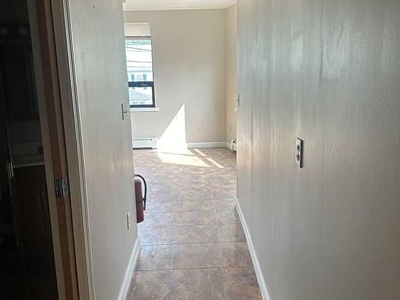 2nd image of 26 Fitch St Suite 2