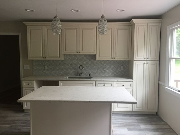 3rd image of 1337 Mallard Dr