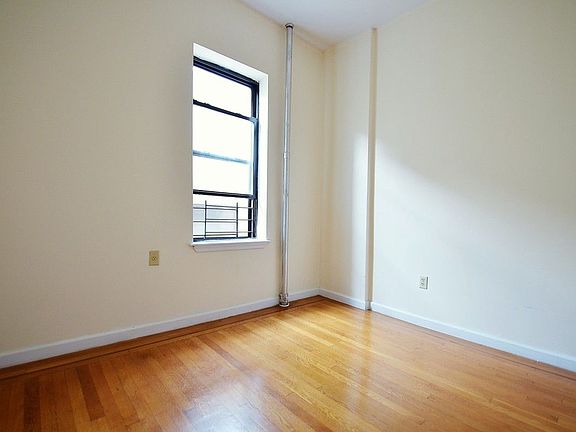 3rd image of 974 St Nicholas Ave APT 5A