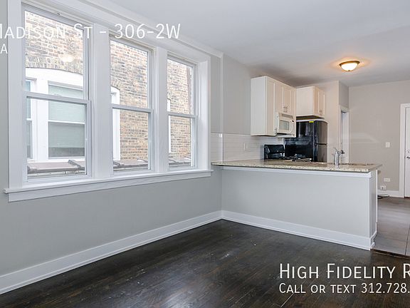 4th image of 306 Madison St #2W