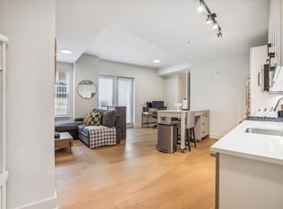 6803 Cameron Dr NW PENTHOUSE 1, Washington, DC 20016