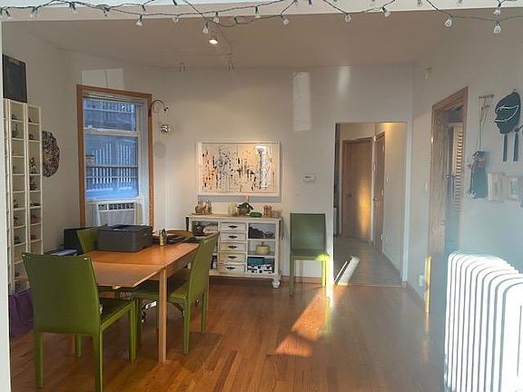 3rd image of 6240 N Magnolia Ave #1