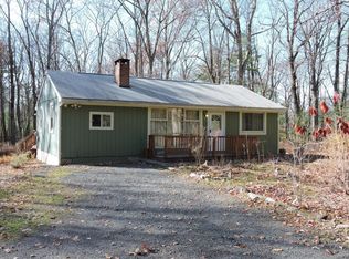 1228 Cherry Lane Rd, East Stroudsburg, PA 18301