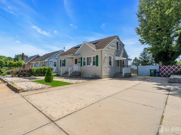 234 Washington Rd, Sayreville, NJ 08872