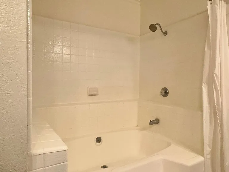 1391 Hardy Pl — Photo 37