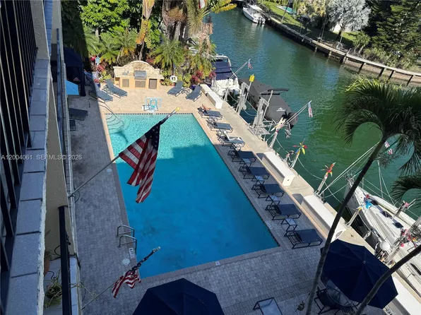 2600 NE 135th St #4J-A, North Miami, FL 33181