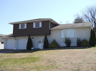 10 Beech Rd, Plains, PA 18705