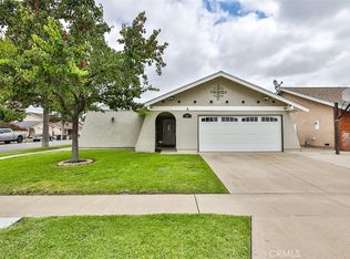 5017 E Holbrook St, Anaheim, CA 92807