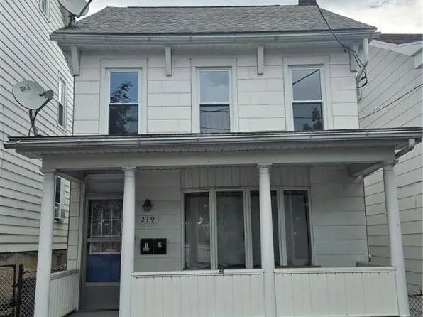 219 N Lehigh St, Tamaqua, PA 18252