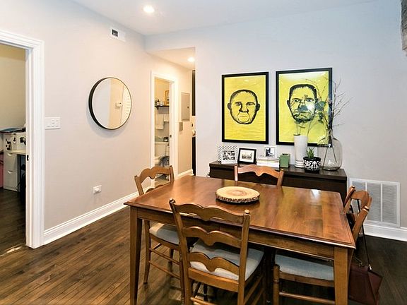 3rd image of 2019 N Hoyne Ave #2REAR