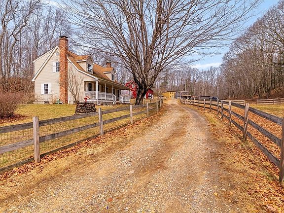 4th image of 203 Union Rd