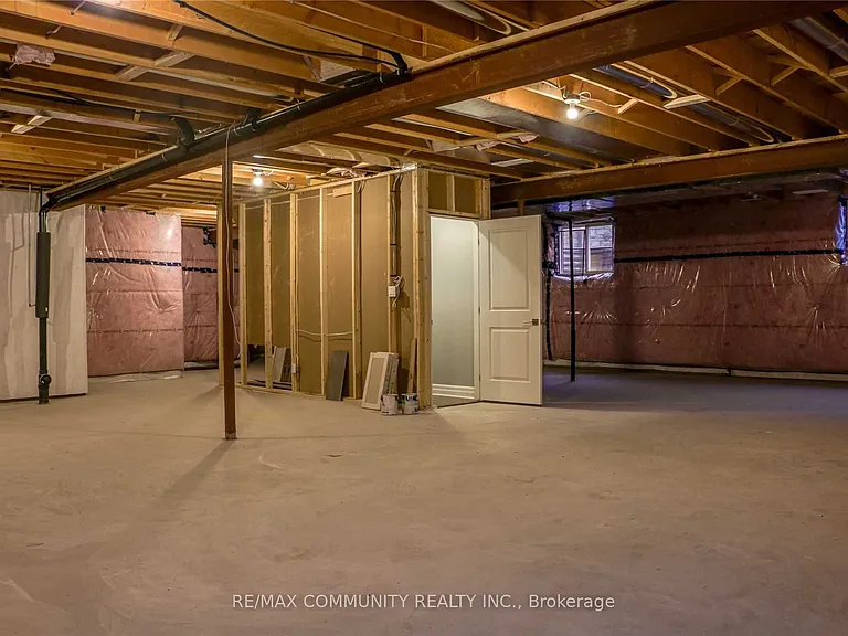 114 Northumberland Blvd — Photo 19