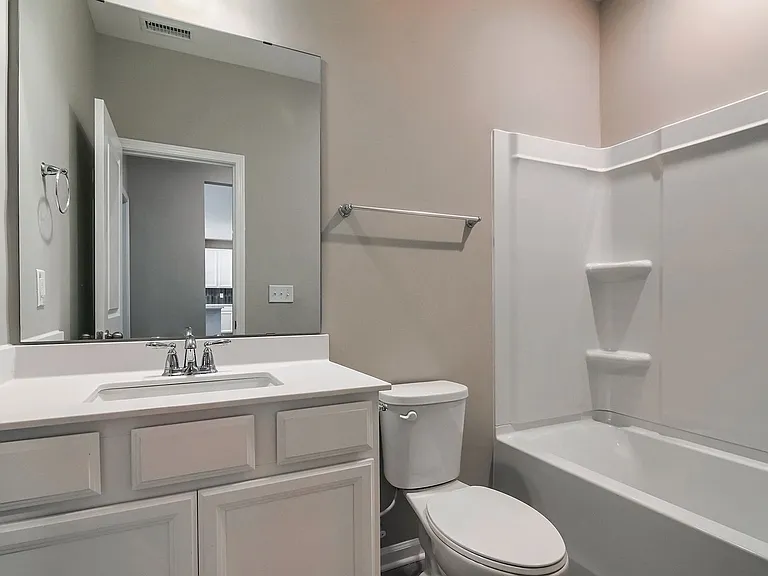 3917 Eccles Ln — Photo 20