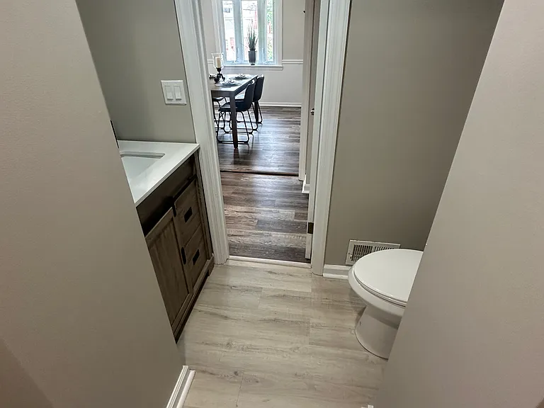 2062 Elmbrook Ln — Photo 32