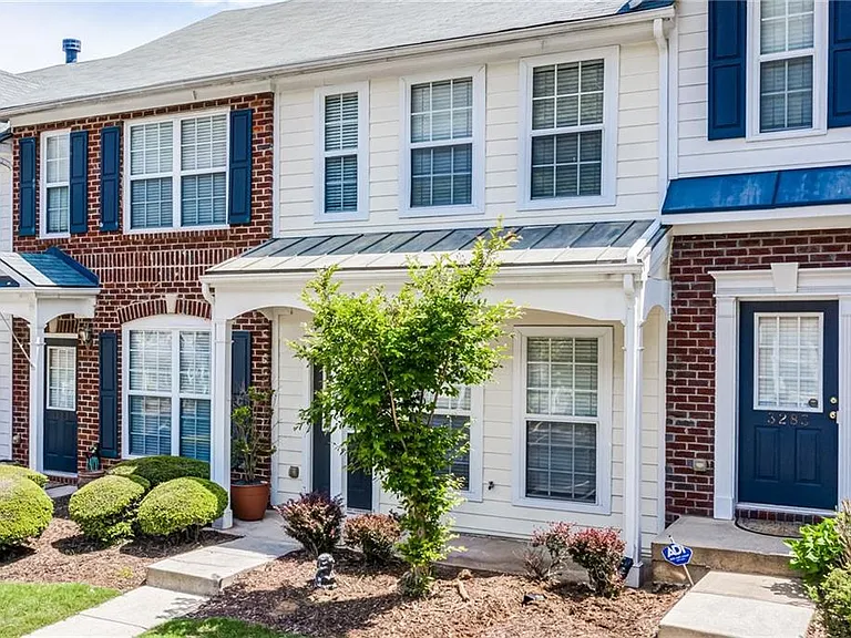 3285 Hidden Cove Cir — Photo 34