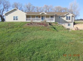 48044 310th St, Akron, IA 51001