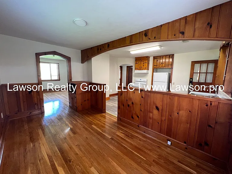 3119 King St NE — Photo 12