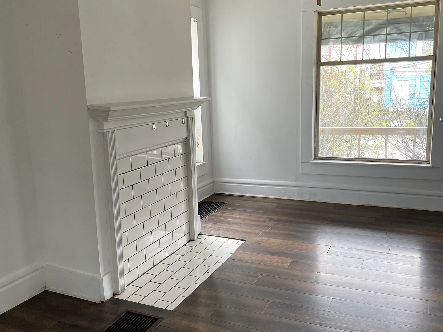 4 bed, 1.5 bath, 2000 sqft, $2,000 — Photo 3