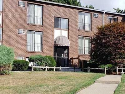 127 King St APT 103, Franklin, MA, 02038