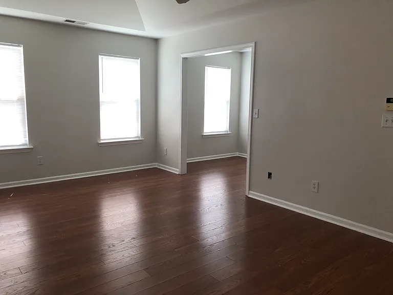 4428 Cades Cove Dr — Photo 7