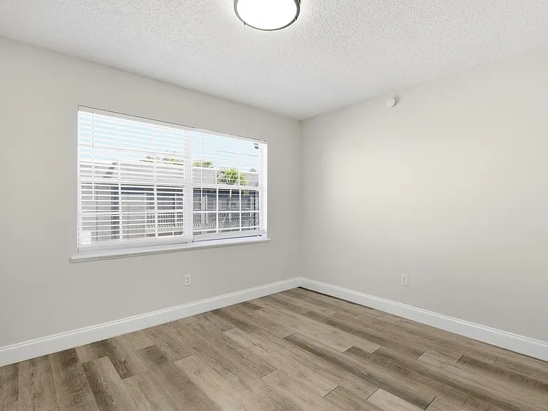 The Enclave at 3726 — Photo 9