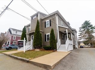 27 Robbins St APT 3, Waltham, MA 02453