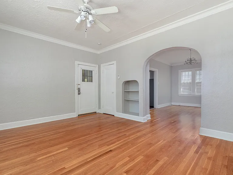 7234 Amherst Ave #1W — Photo 13
