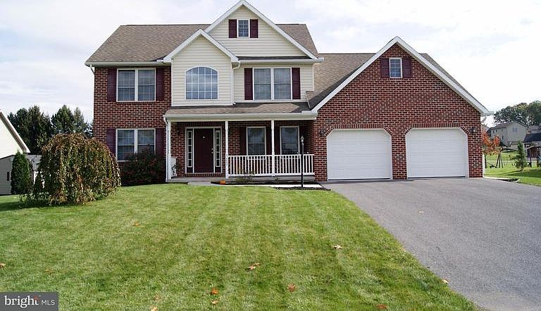 1st image of 103 Cresthaven Dr