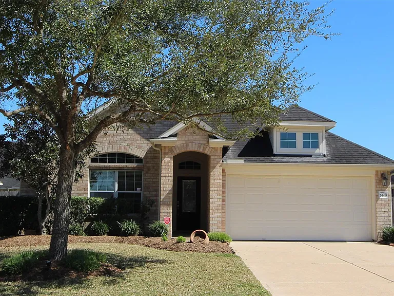 2409 Avalon Trace Ln — Photo 20