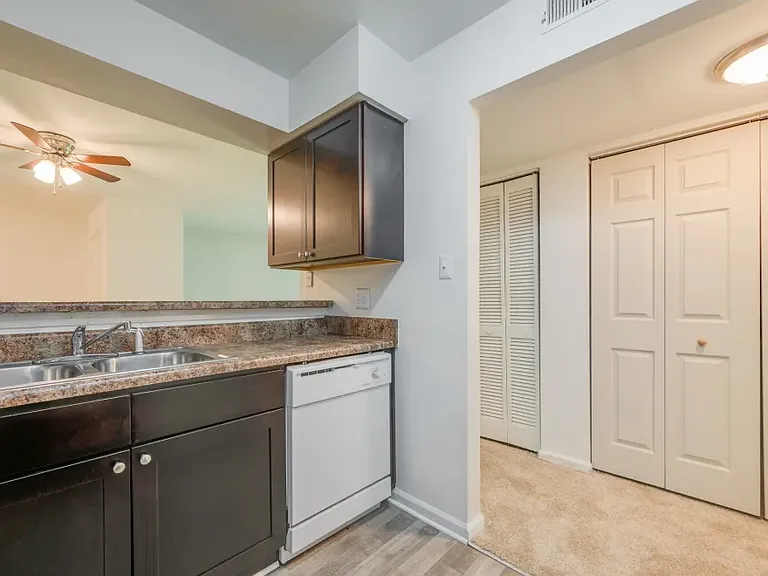 204 Rosegate Pl #STG — Photo 13