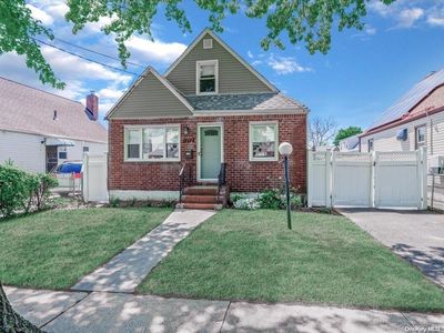 121-28 Grayson Street, Springfield Gardens, NY, 11413