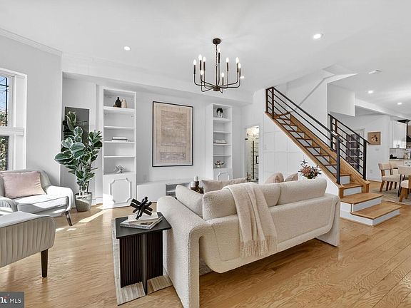 3rd image of 16 Q St NE