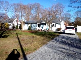 39 Broadway, Shirley, NY 11967