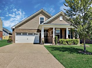 207 S Dunnwood Ln, Mount Juliet, TN 37122