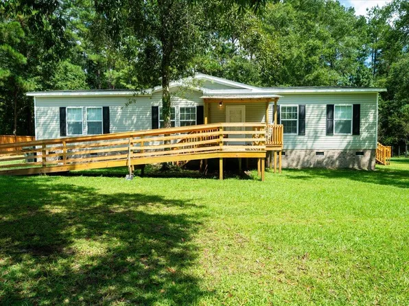 1798 United Dr, Huger, SC 29450