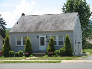 1st image of 2813 W 4th St