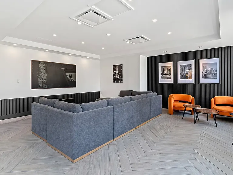 655 W Irving Park Rd #5305 — Photo 9